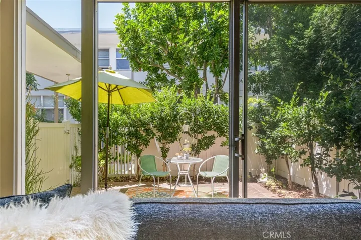4362 W Kling, Burbank, California 91505