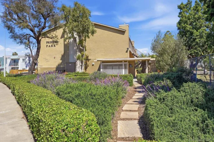4775 Seminole Drive 201, San Diego, California 92115