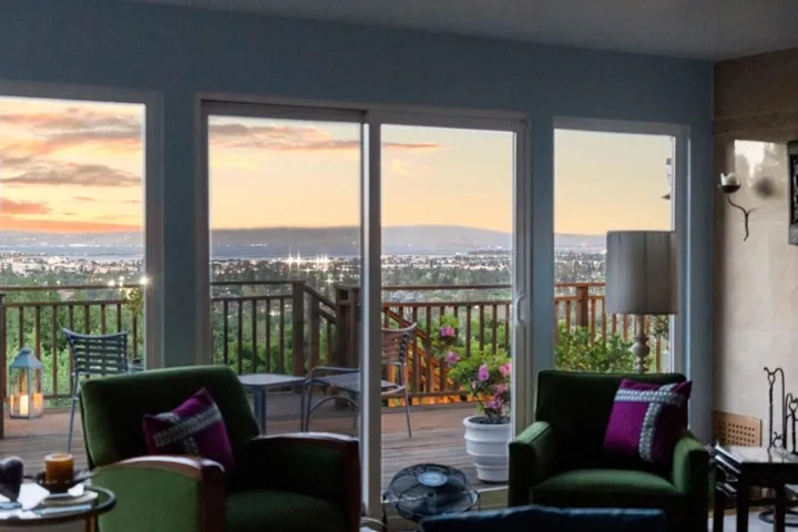 3615 Country Club Drive, Redwood City, California 94061
