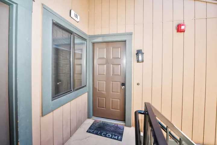 181 E Warren, Fremont, California 94539