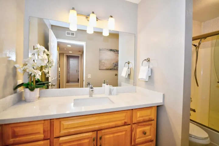 181 E Warren, Fremont, California 94539
