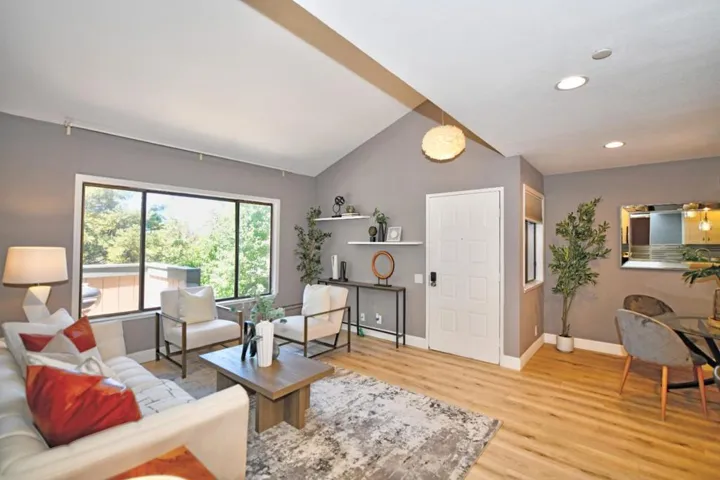 181 E Warren, Fremont, California 94539