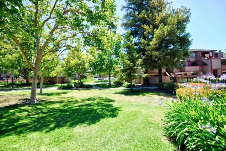 181 E Warren, Fremont, California 94539
