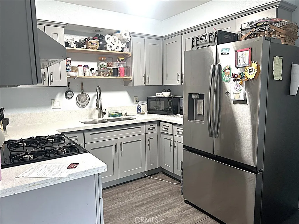 3510 & 3512 W Pine Street, Santa Ana, California 92704 — photo 5
