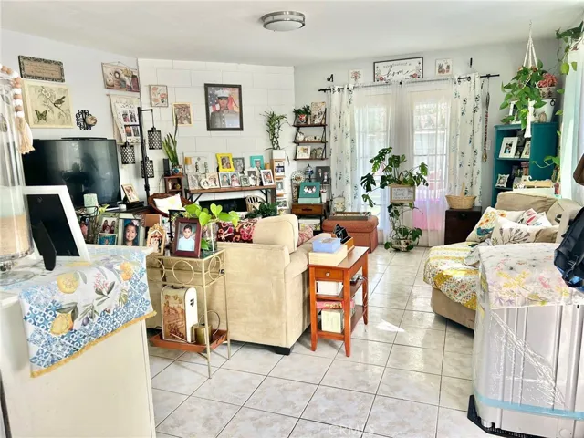 3510 & 3512 W Pine Street, Santa Ana, California 92704