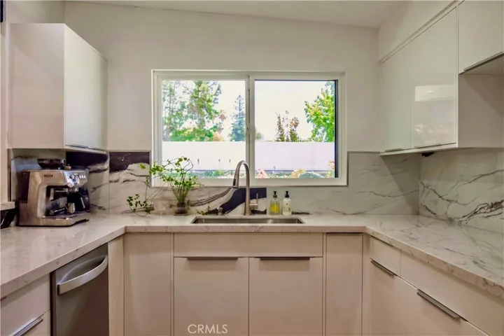 18334 Hiawatha Street, Porter Ranch, California 91326