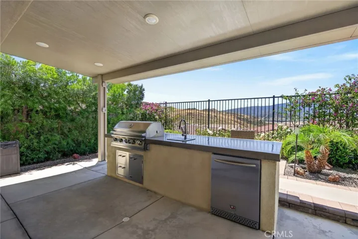 built in BBQ island
