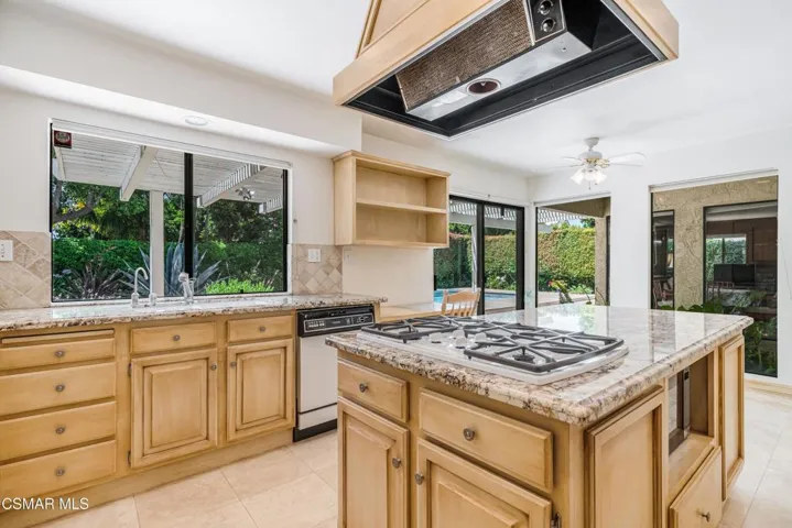 015-007-Garden Oaks12-4200x2802