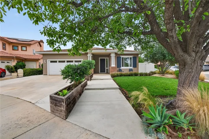 29598 Little Fox Court, Menifee, California 92584