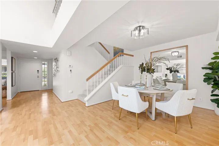 30 Chardonnay, Irvine, California 92614