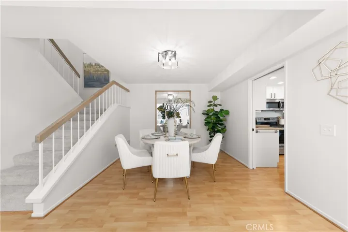 30 Chardonnay, Irvine, California 92614