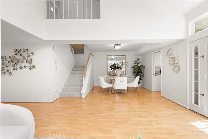 30 Chardonnay, Irvine, California 92614