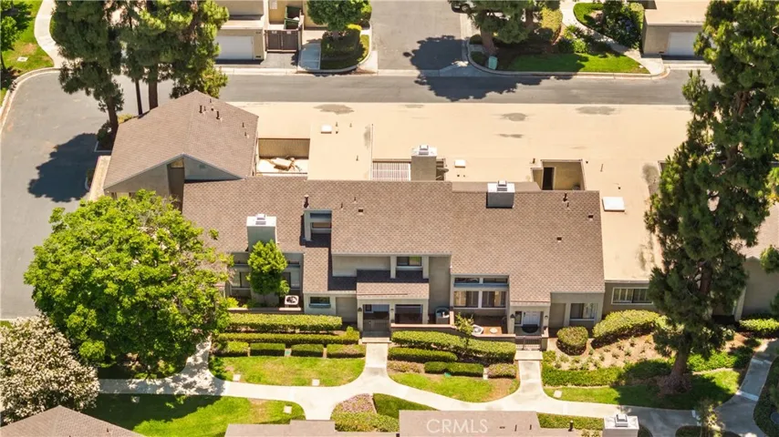 30 Chardonnay, Irvine, California 92614