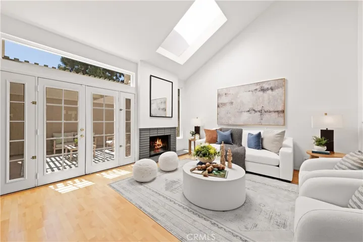 30 Chardonnay, Irvine, California 92614