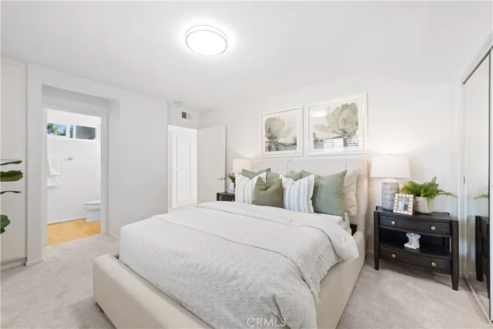 30 Chardonnay, Irvine, California 92614