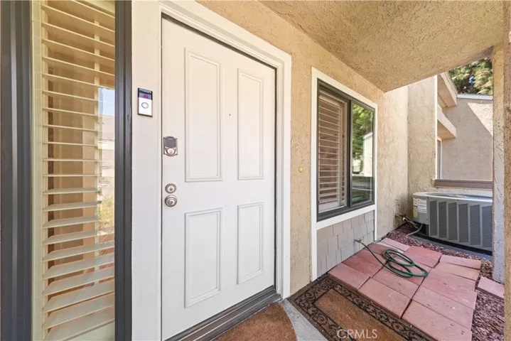 30 Chardonnay, Irvine, California 92614