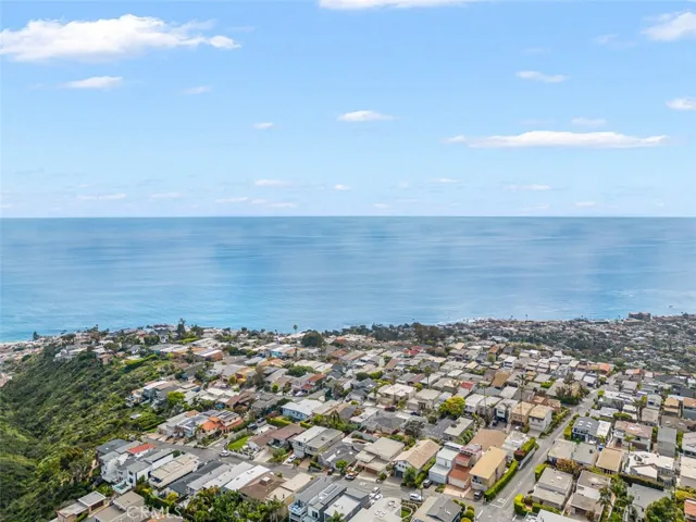 1059 Miramar Street, Laguna Beach, California 92651