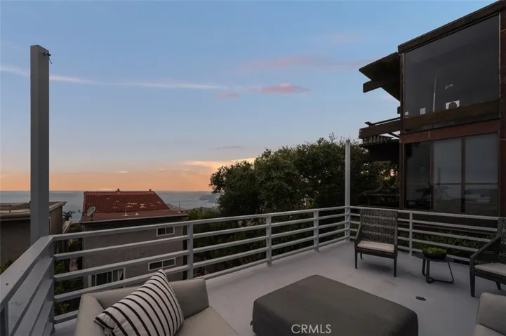1059 Miramar Street, Laguna Beach, California 92651