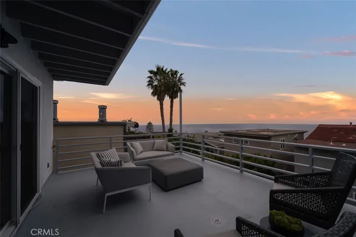 1059 Miramar Street, Laguna Beach, California 92651