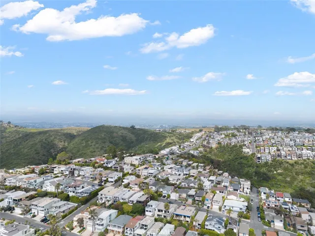 1059 Miramar Street, Laguna Beach, California 92651