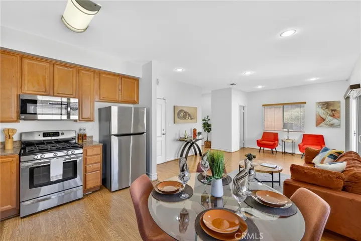 1216 Ashmill, Carson, California 90745