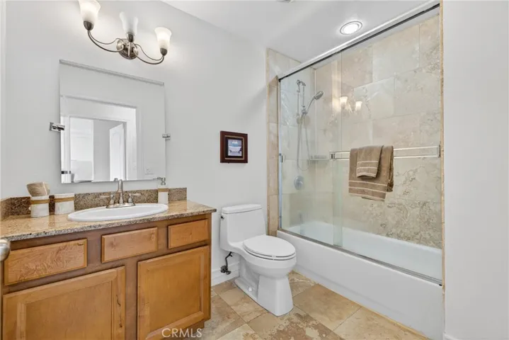 1216 Ashmill, Carson, California 90745