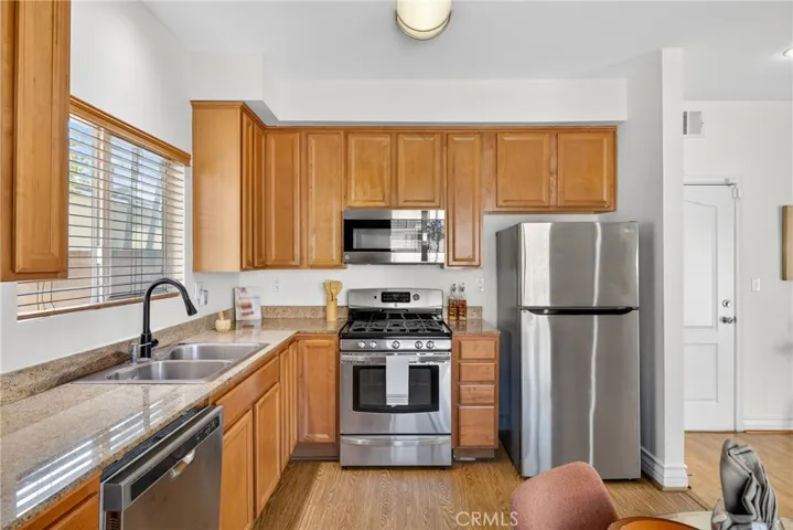 1216 Ashmill, Carson, California 90745