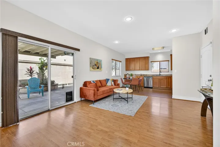 1216 Ashmill, Carson, California 90745