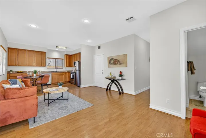 1216 Ashmill, Carson, California 90745