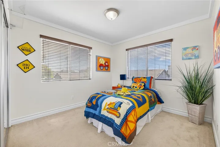 1216 Ashmill, Carson, California 90745
