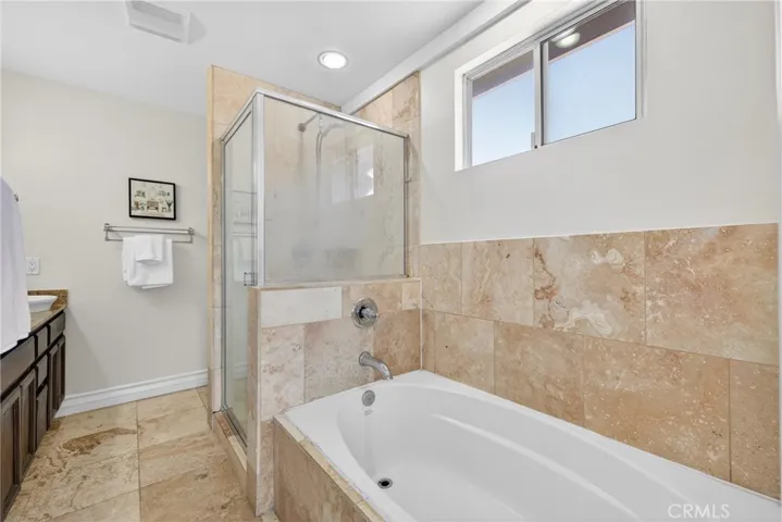 1216 Ashmill, Carson, California 90745