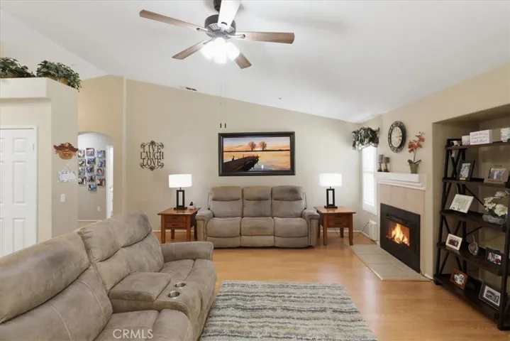 7062 Montana Avenue, Fontana, California 92336
