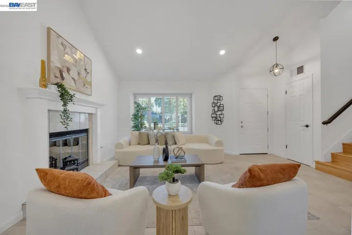 7331 Elmwood Cir, Pleasanton, California 94588