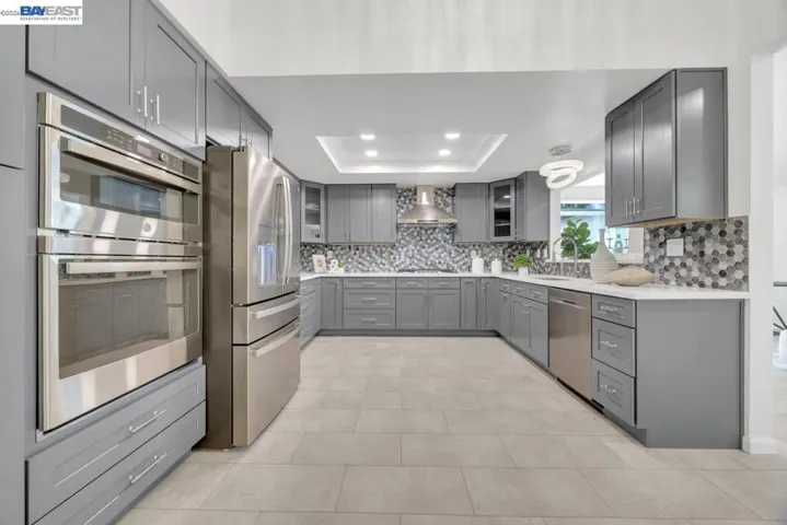 7331 Elmwood Cir, Pleasanton, California 94588