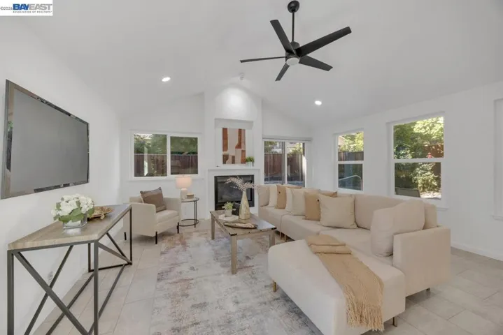 7331 Elmwood Cir, Pleasanton, California 94588
