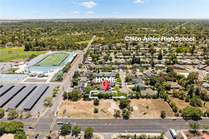 15 La Casa Court, Chico, California 95926