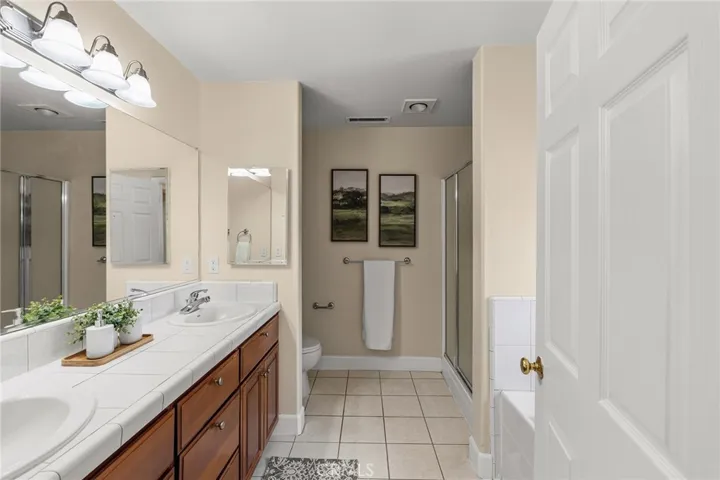 15 La Casa Court, Chico, California 95926