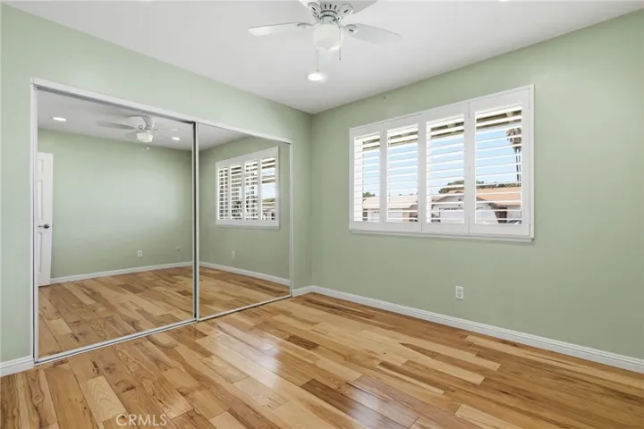 Office Un-V.Staged