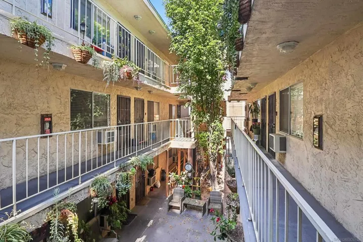 4260 44th St 326, San Diego, California 92115