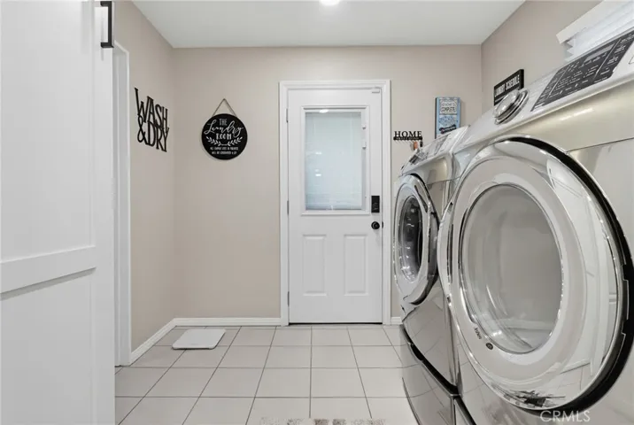 11423 213th, Lakewood, California 90715