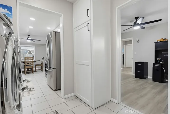 11423 213th, Lakewood, California 90715