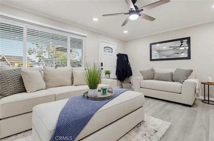 11423 213th, Lakewood, California 90715