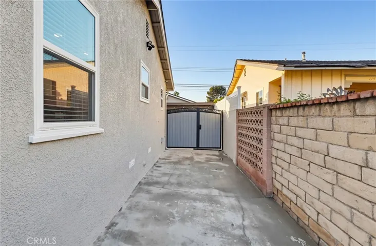 11423 213th, Lakewood, California 90715