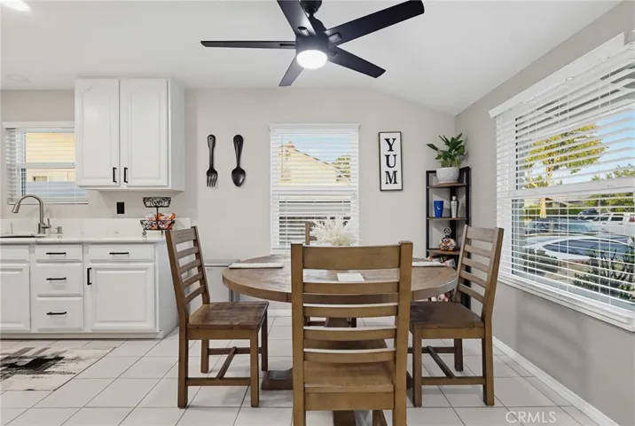 11423 213th, Lakewood, California 90715