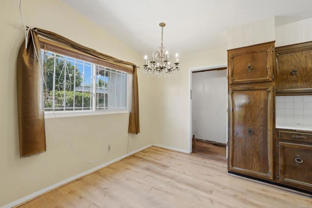 Listing photos may contain use of photo enhancing features and/or AI