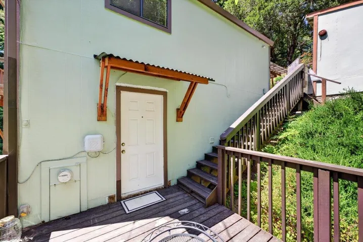 12040 Madrone Avenue, Felton, California 95018