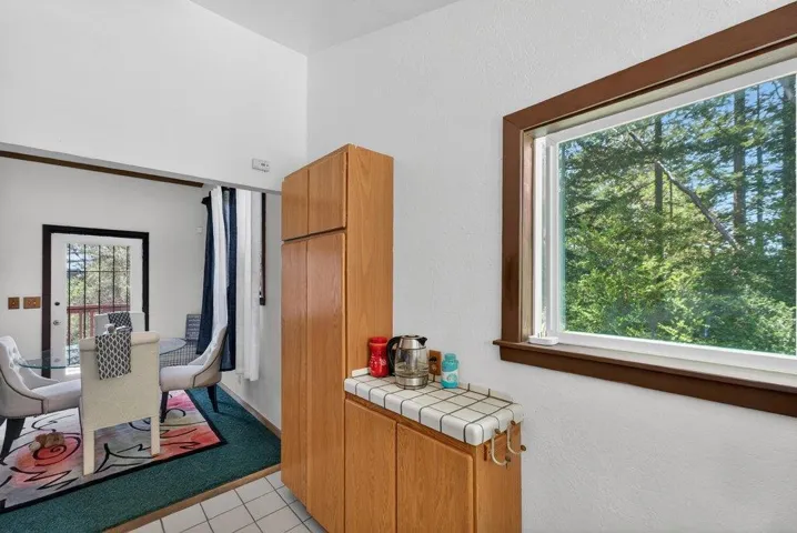 12040 Madrone Avenue, Felton, California 95018