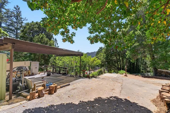 12040 Madrone Avenue, Felton, California 95018