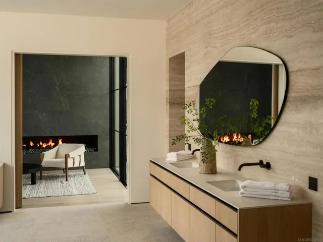 Primary Bath/Spa