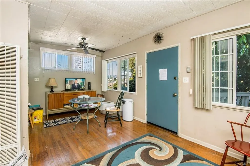Living room.